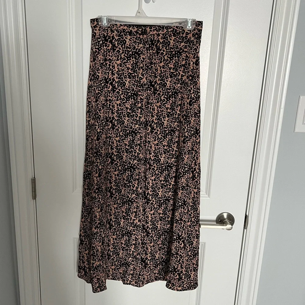 NWT Suzy Shier Animal Print Midi Skirt - Picture 3 of 8